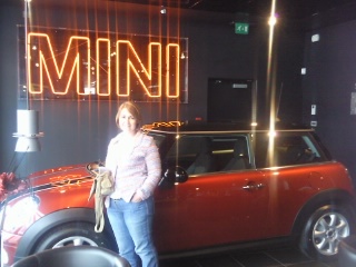 Tracy picks up her new Mini...