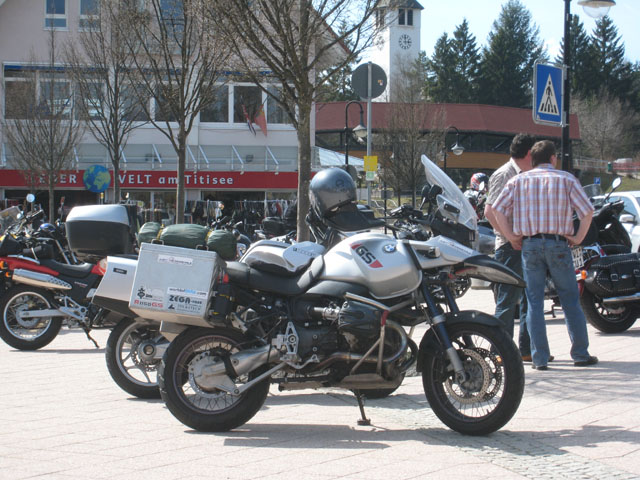 Parked up on the pavement, Titisee