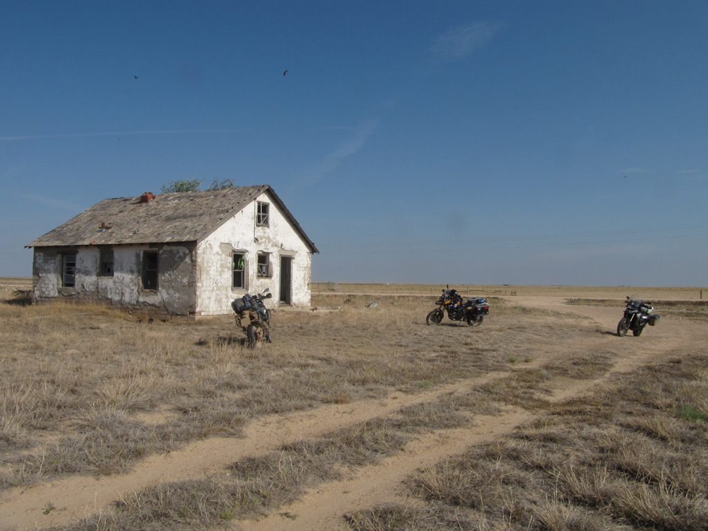 The old deserted farmhouse