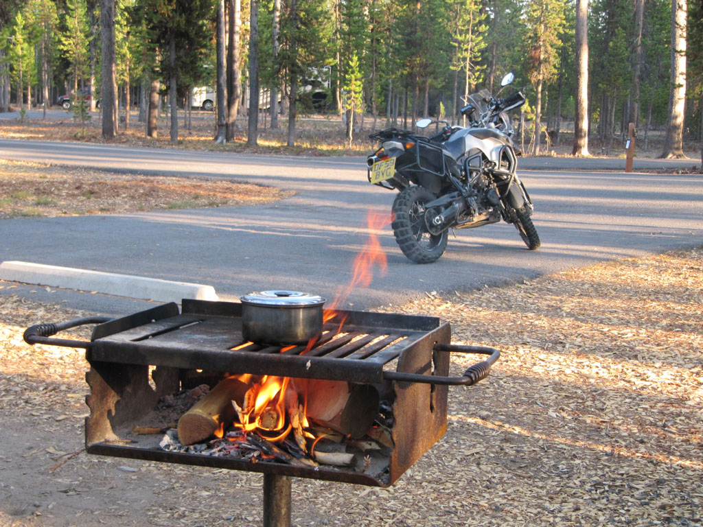 Boiling water on my campfire