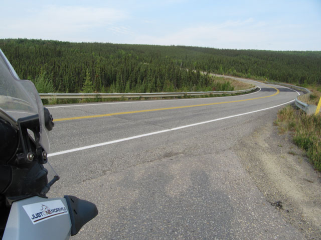 One of several photo opportunities on the road out of Fairbanks