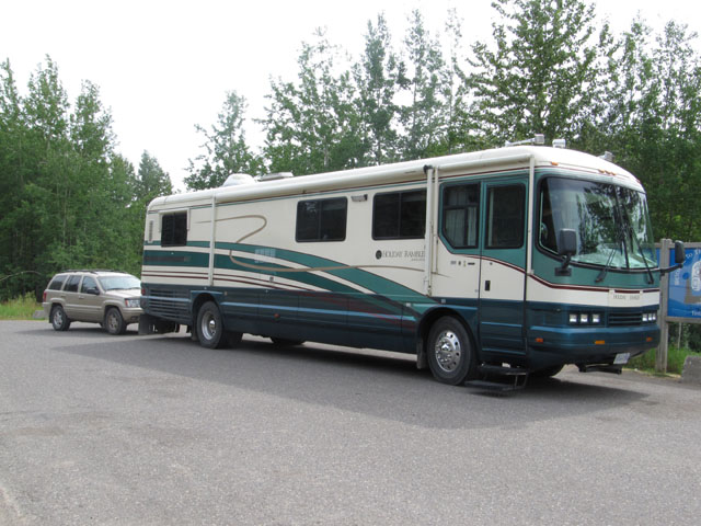 Typical RV towing a 4x4...