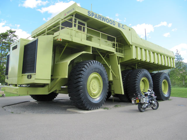 The Titan 33-19 Hauler – world's biggest truck
