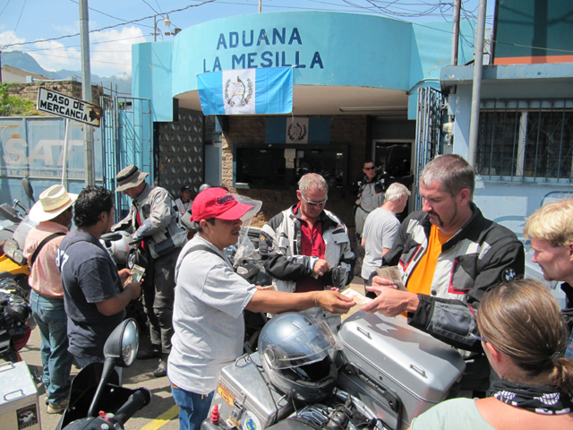 Money changing at the chaotic Guatamala border...