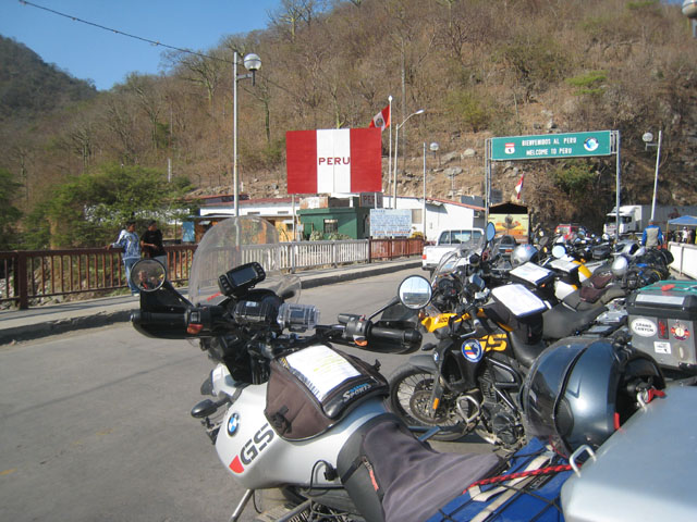 Parked on the bridge between Ecuador and Peru...